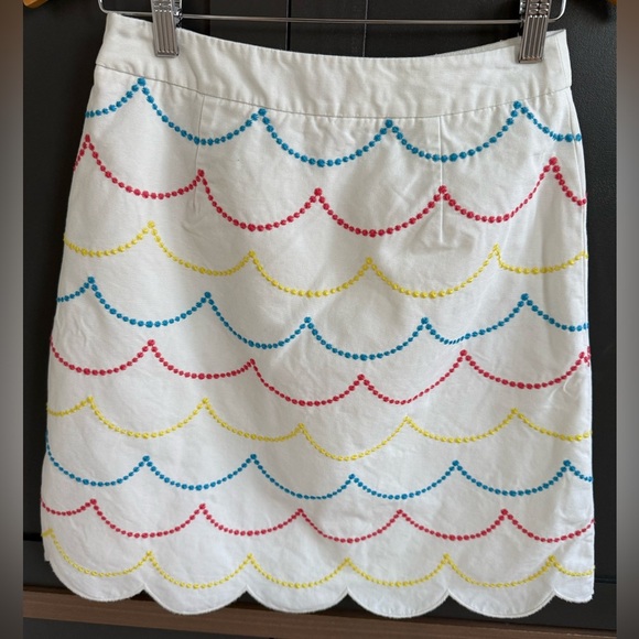 BODEN Imogen Embroidered Scalloped Hem Cotton Skirt •US 4 - Picture 1 of 6